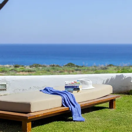 Seashore Villa *